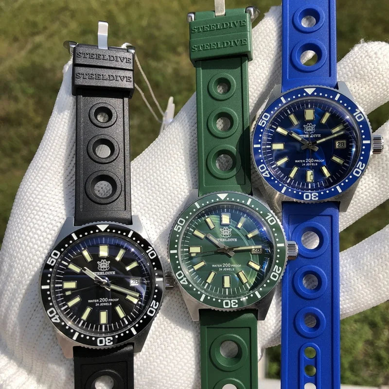STEELDIVE Men Diver Watch 62Mas Automatic Mechanical Wristwatch 20ATM Waterproof BGW-9 Luminous Sapphire NH35 Ceramic Bezel