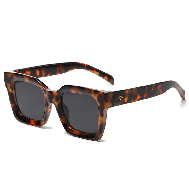 SO&EI Square Rivets Men Vintage Sunglasses Fashion Brand Designer Shades UV400 Women Gradient Sun Glasses