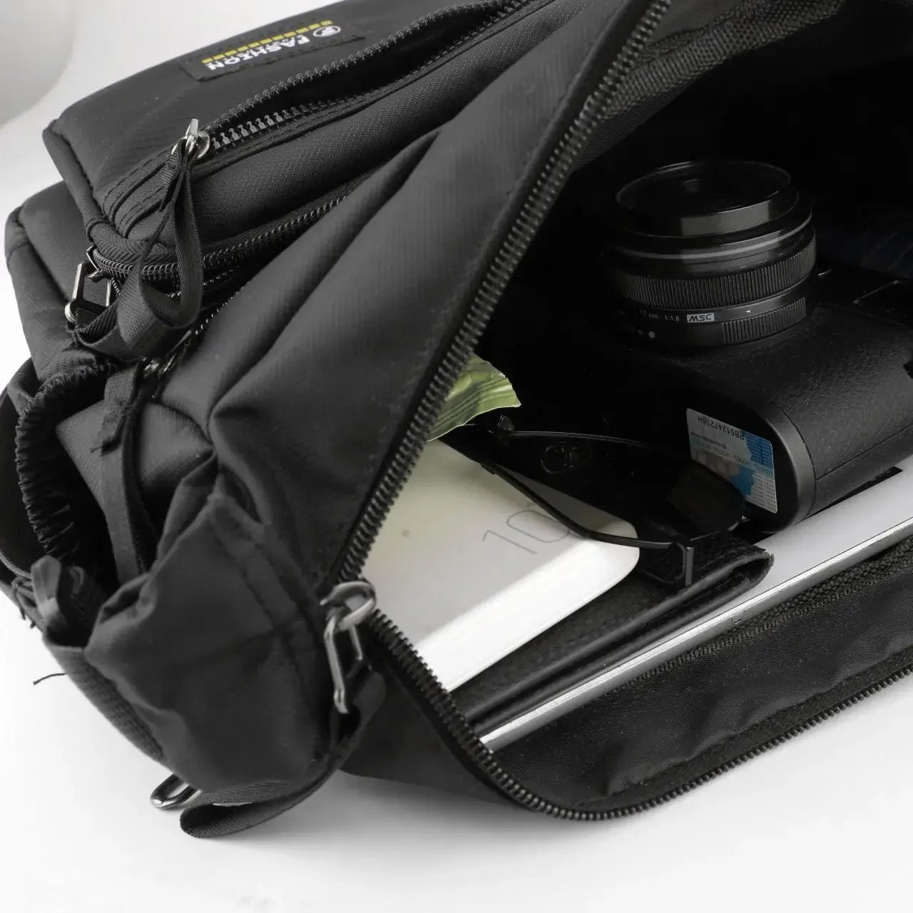 Men's Nylon Crossbody & Shoulder Bag – Casual Tote Messenger for Travel & Daily Use