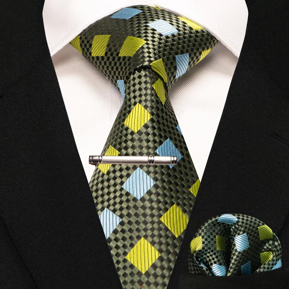 Men's Plaid Necktie Set – Tie, Pocket Square & Clip | 8cm