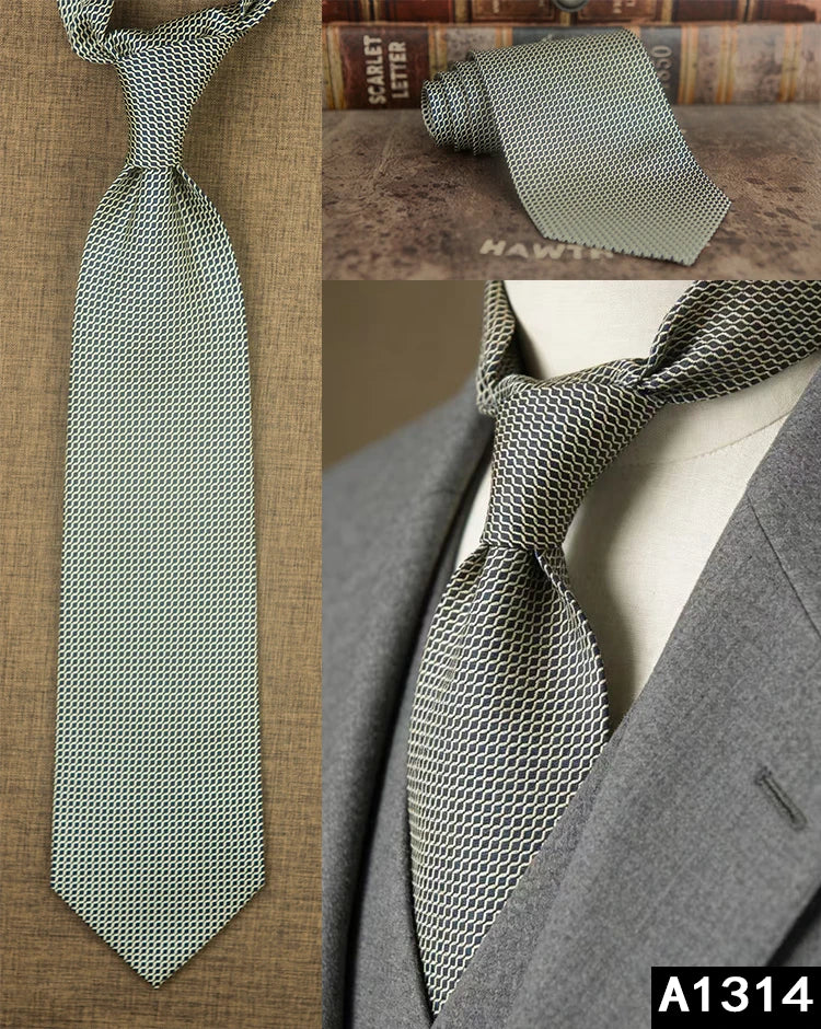 100% Silk Men's Printed Necktie – Vintage & Novelty Collection