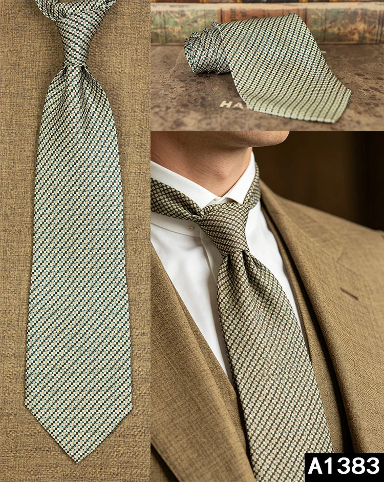 100% Silk Men's Printed Necktie – Vintage & Novelty Collection