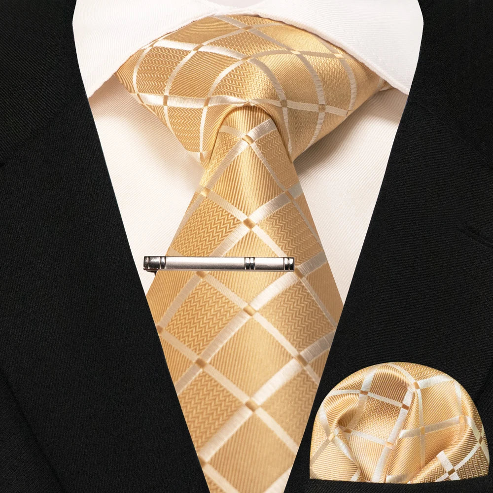 Men's Plaid Necktie Set – Tie, Pocket Square & Clip | 8cm