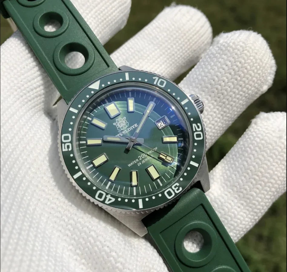 STEELDIVE Men Diver Watch 62Mas Automatic Mechanical Wristwatch 20ATM Waterproof BGW-9 Luminous Sapphire NH35 Ceramic Bezel