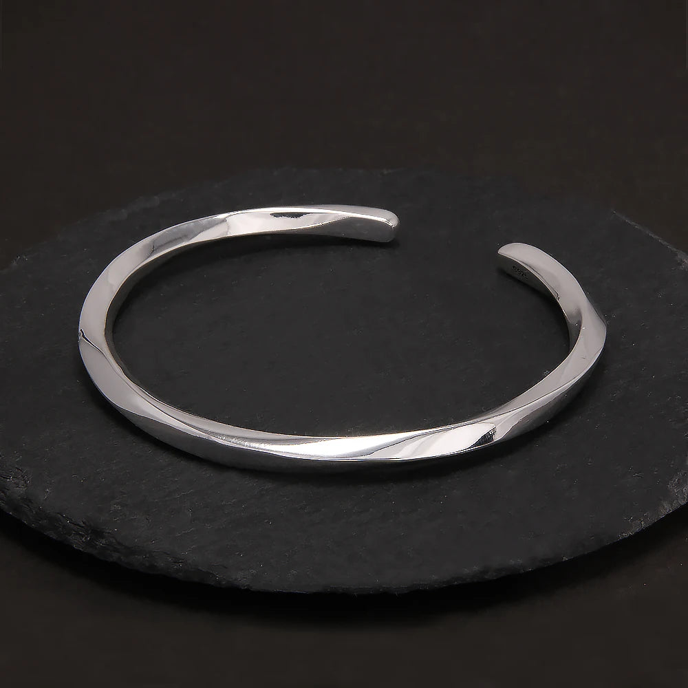S925 Sterling Silver Möbius Cuff Bangle — Twisted Line