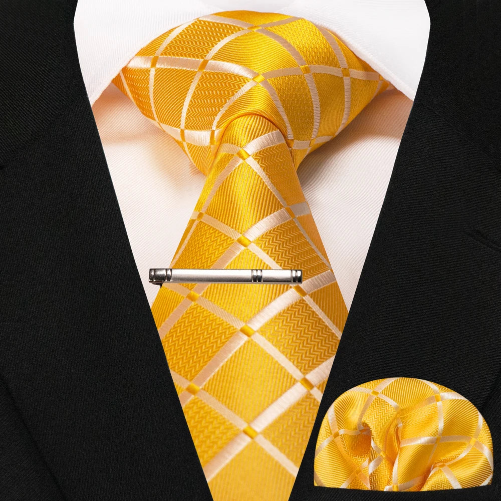 Men's Plaid Necktie Set – Tie, Pocket Square & Clip | 8cm