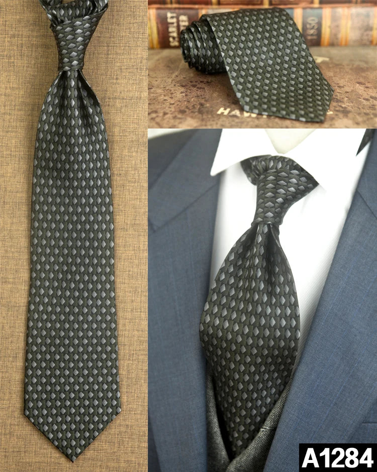 100% Silk Men's Printed Necktie – Vintage & Novelty Collection