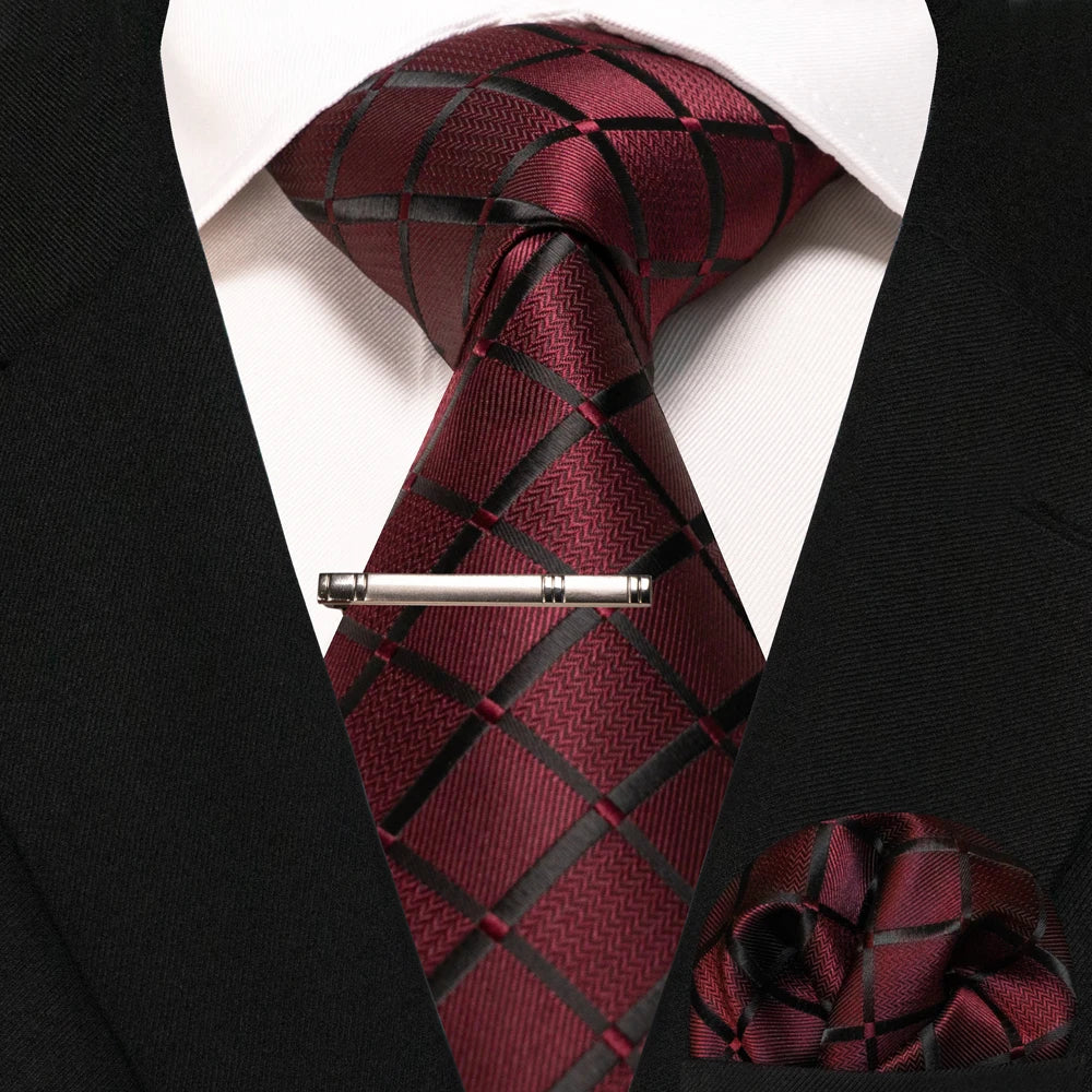 Men's Plaid Necktie Set – Tie, Pocket Square & Clip | 8cm