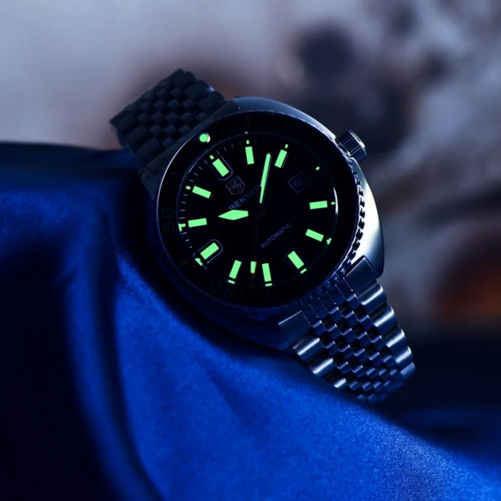 BENYAR BY-5211 Automatic Watch – Tonneau Case, Luminous Dial, Day Display, 50m Water Resistant