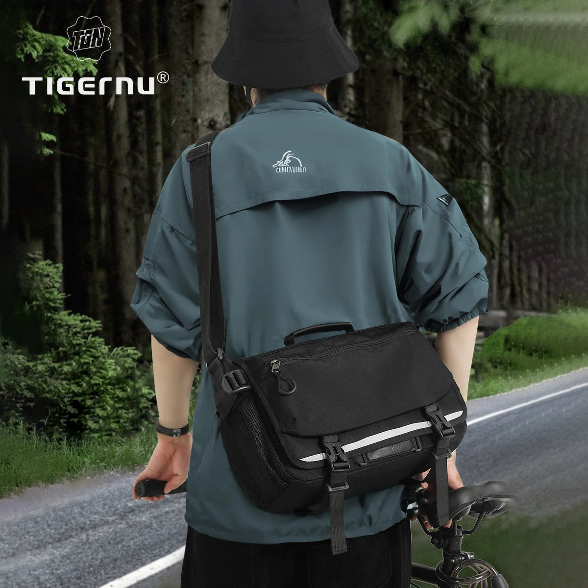 Tigernu Waterproof Shoulder Bag – Camera Bag or Messenger, 10L, Detachable Dividers