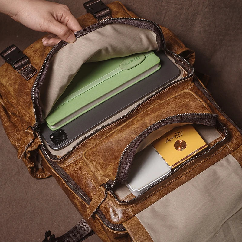 GURO Men's Genuine Leather Backpack