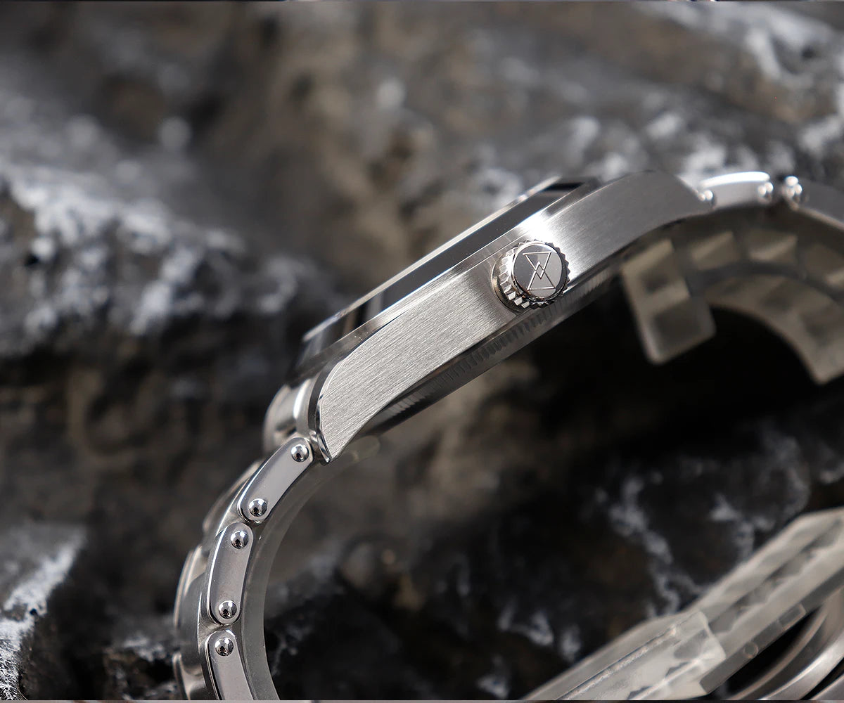 CRONOS L6025 39mm Automatic Diver | NH35 or PT5000 | Sapphire | Enamel Dial | 20ATM