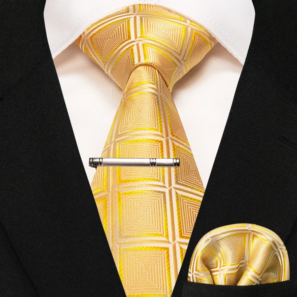 Men's Plaid Necktie Set – Tie, Pocket Square & Clip | 8cm